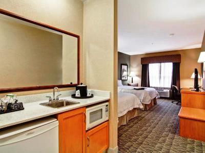 Hotel Hampton By Hilton 3*